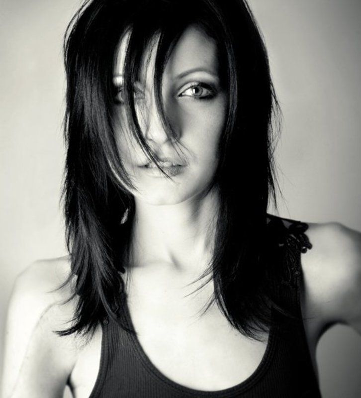 металл тело шрам шрам шрам спица в плече и 13 гвоздейphoto preview