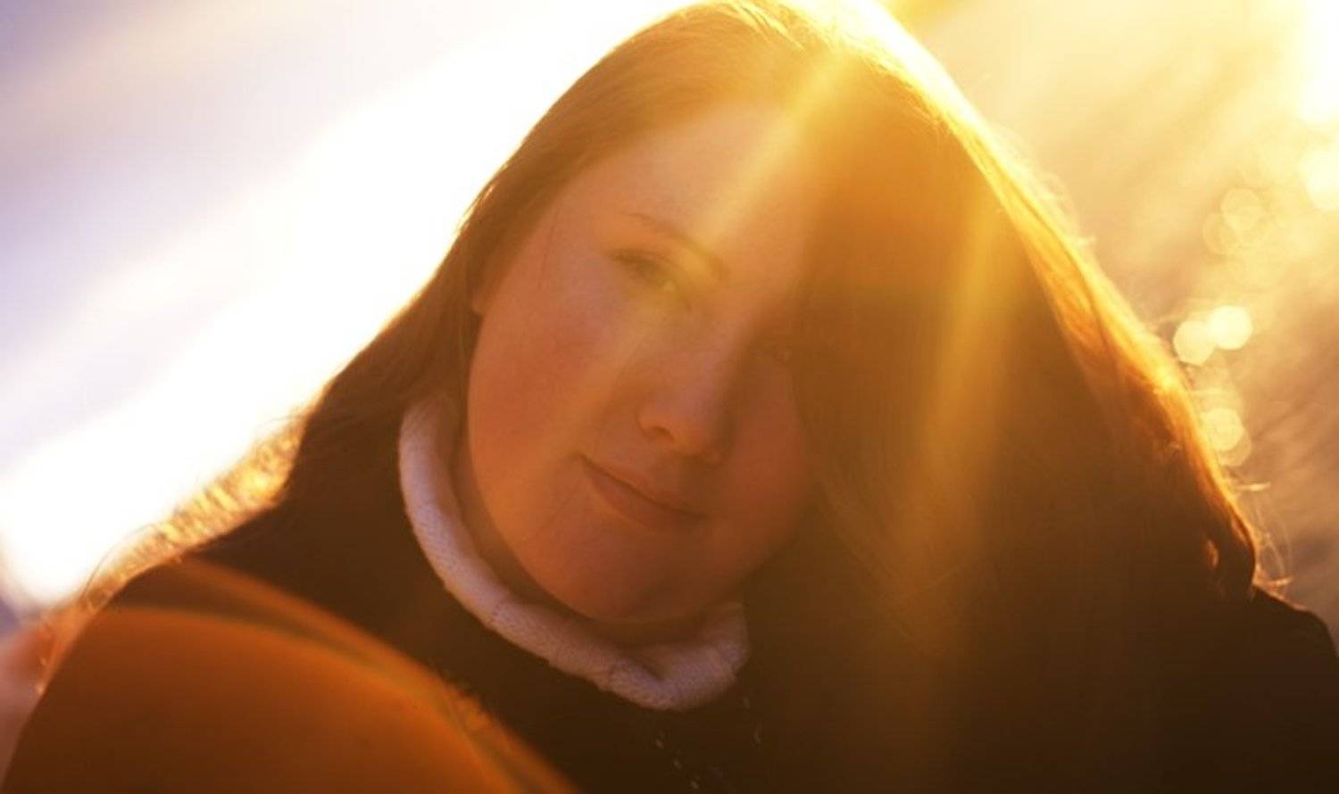 Контровые зайчики,улыбайтесь мальчики. Автор: Евгений Пугачев. ксения антипова, Евгений Пугачев.