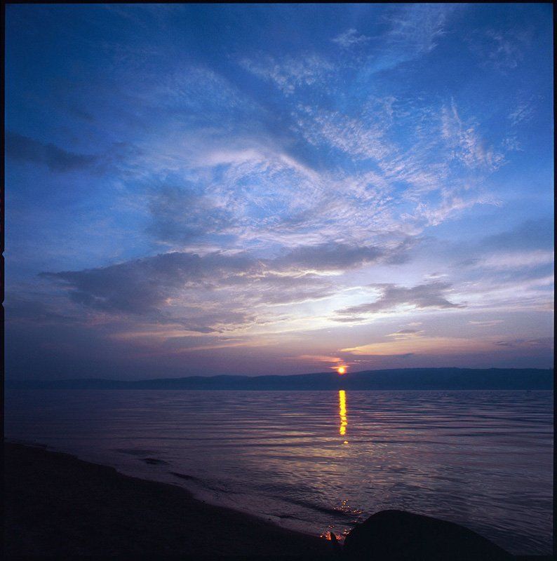 небо, вечер, облака, лето, закат, clouds, sunset Солнце за гору садитсяphoto preview