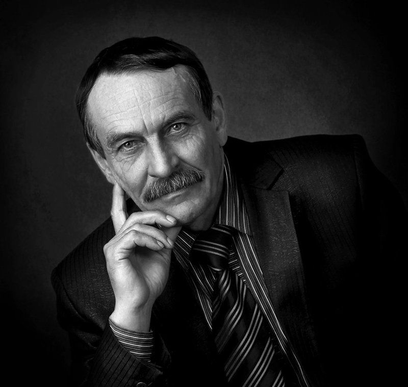 yuart 02photo preview