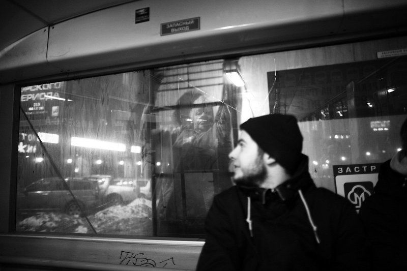 never look backphoto preview