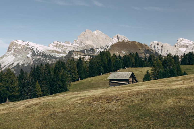 домик; горы; лес; осень Переходной сезонphoto preview