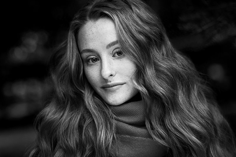 портрет рыжая веснушки Настяphoto preview