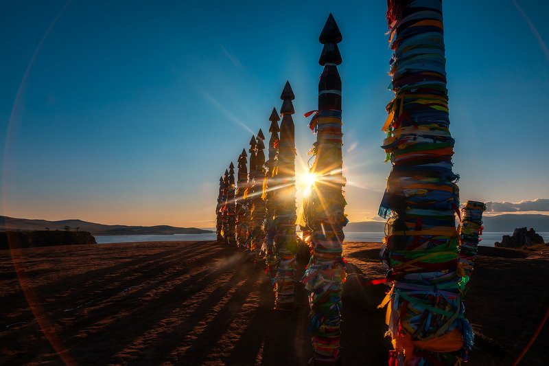 Столбы Сэргэ на острове Ольхонphoto preview