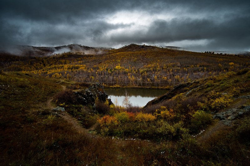 горы осень туман облака Осенний туманphoto preview