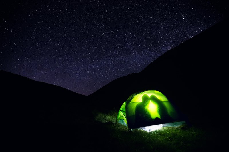 Двое под звёздамиphoto preview