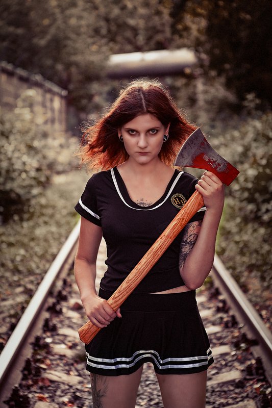 axe girl топор хорор трилер ужас Axe girlphoto preview