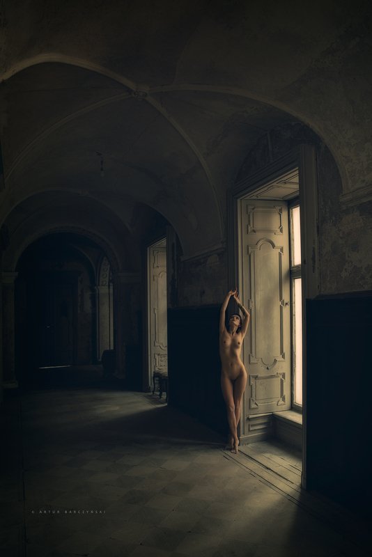 #castle #bigwindow #morning Morning Lightphoto preview