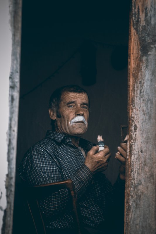 old, people, portrait, shaving, serbia, village, man, старый, люди, портрет, бритье, сербия, деревня, человек, It\'s Sundayphoto preview