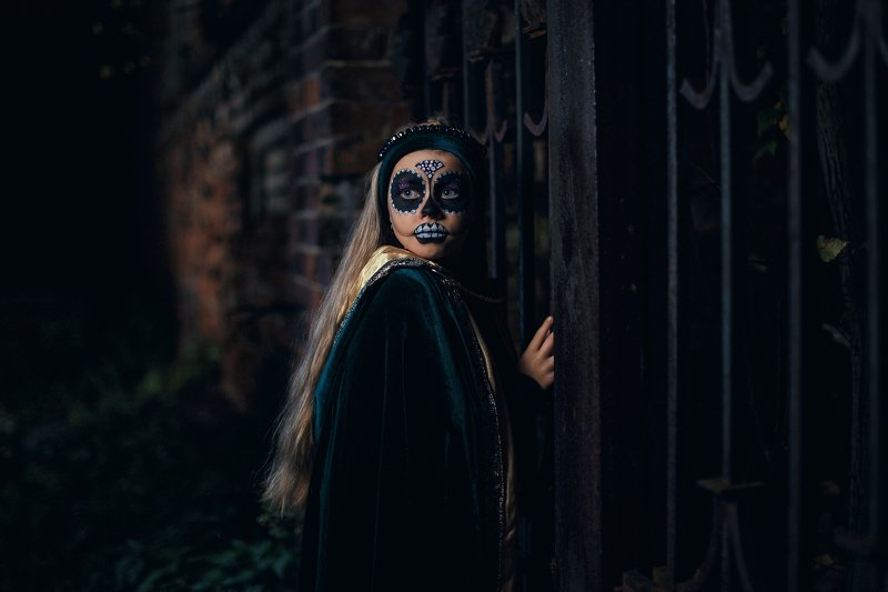 At halloweenphoto preview