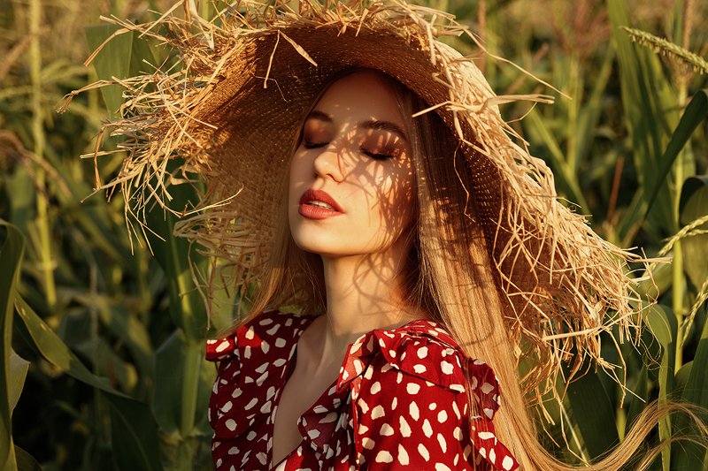 портрет, девушка, уличный портрет, съемка на улице, женский портрет, творческая съемка, свет, тень, арт || \