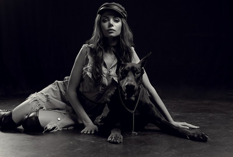 Portrait, 35mm, girl, beauty, retouch, posing, model, studio, photography, fitness, lingerie, sexy, sigma, sony, a7iii, a7m3, art, light, hair, bazarov, glamour, fashionable, elegant, fashion, style, pretty, doberman, awesome photo preview