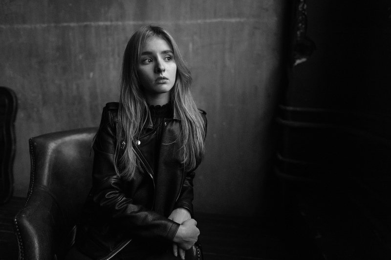 Девушкиphoto preview