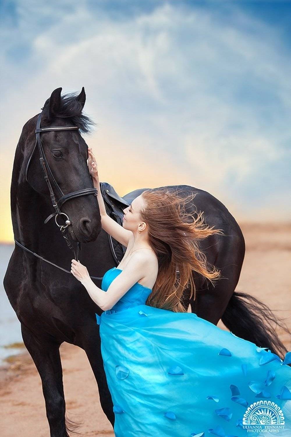 , Теннант Юлианна