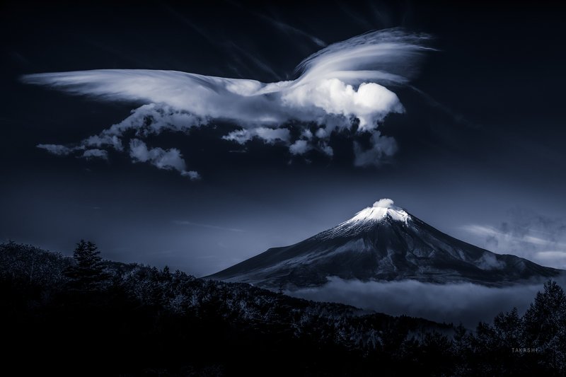 Fuji,Japan,mountain,cloud,phoenix,amazing,fantastic Autumn Phoenixphoto preview