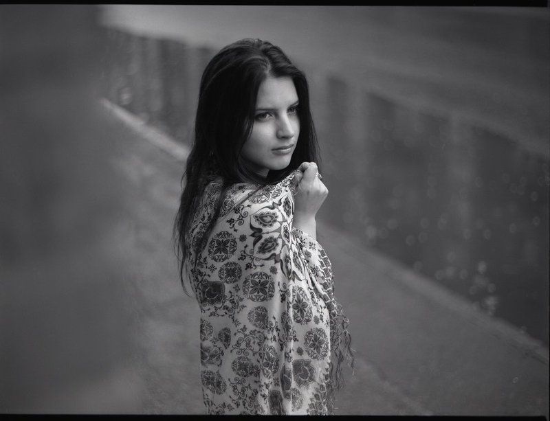 medium format, 6x6, 120, black&white, girl Tina фото превью