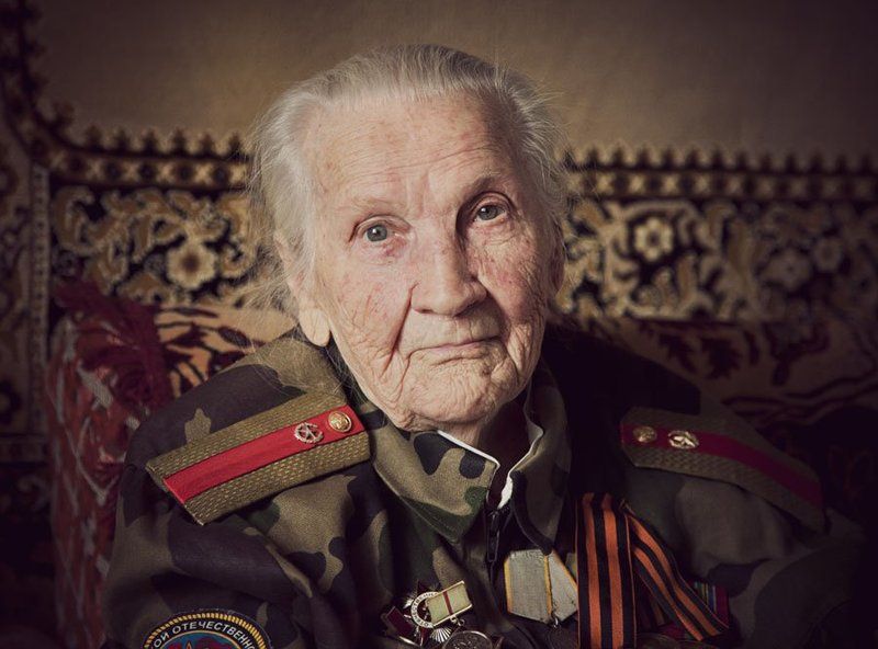 У победы женское лицоphoto preview