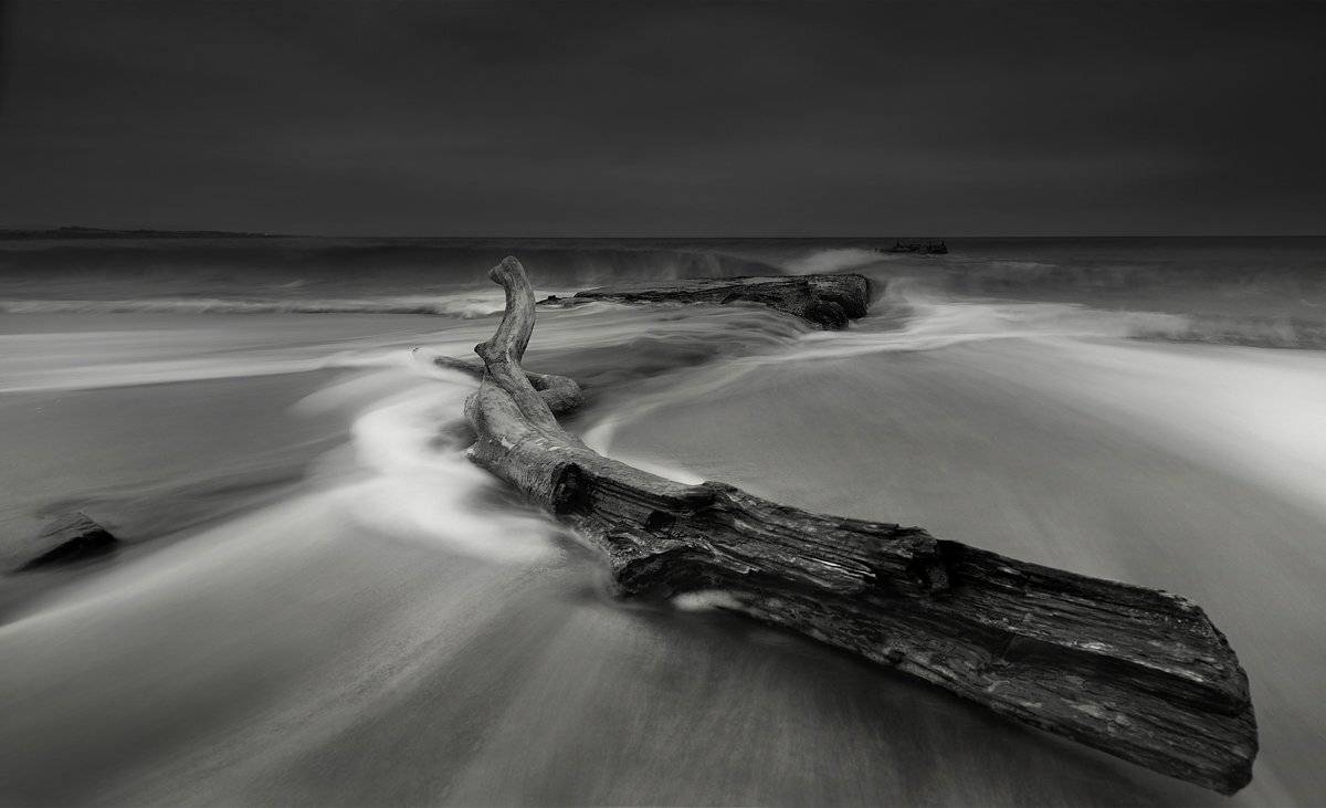 Сердитое море. Автор: Румен Паисиев , Румен Паисиев