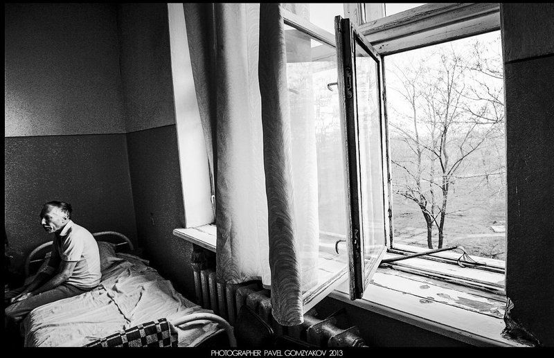 на больничной койкеphoto preview