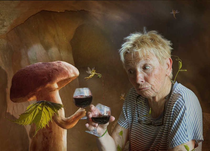 А помнишь, Алиса, как ты от меня откусывала?...photo preview