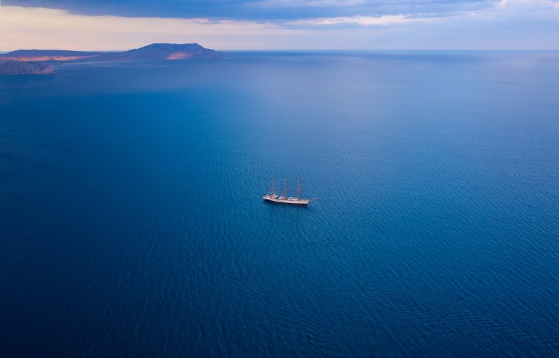 Фрегат Херсонес у берегов посёлка Новый Светеphoto preview