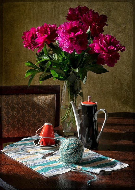 С пионамиphoto preview