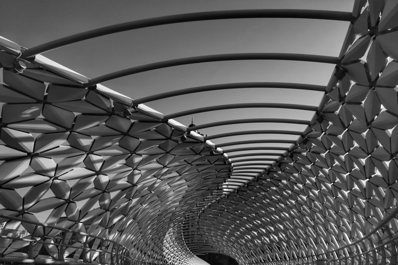 Изгибы городских мостов... фото превью