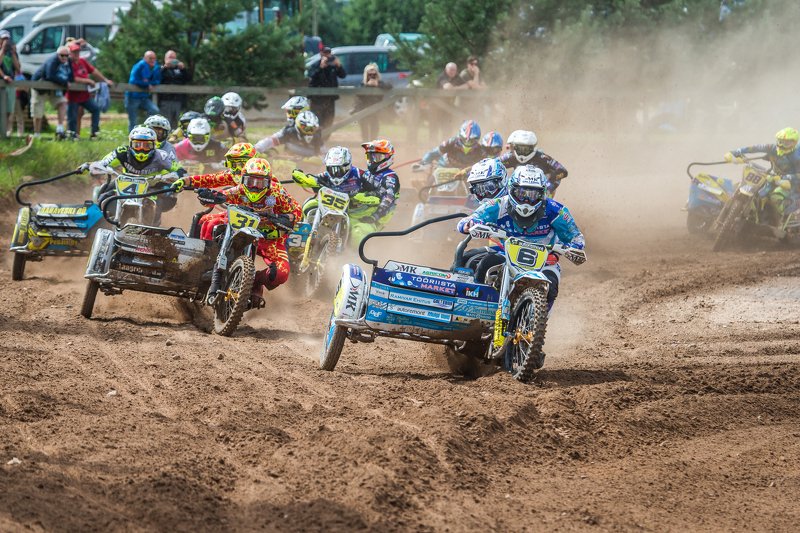 sidecar, motocross, soil, vehicle, motorcycle, motocross, mud, helmet, grass, wheel, driving, enduro, dust, race, land vehicle, outdoor, clothing, bike, off-road racing, transport, person, competition, dirt, transportation, racer, off-roading, riding, mot Start cornerphoto preview