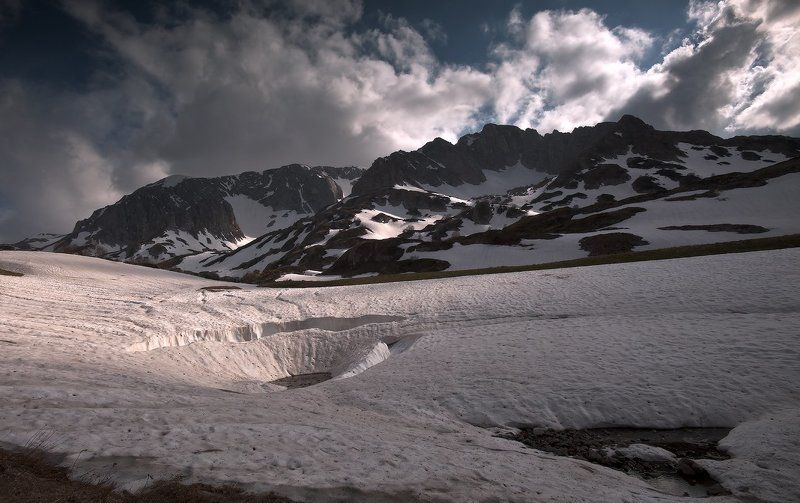 Весна в горахphoto preview