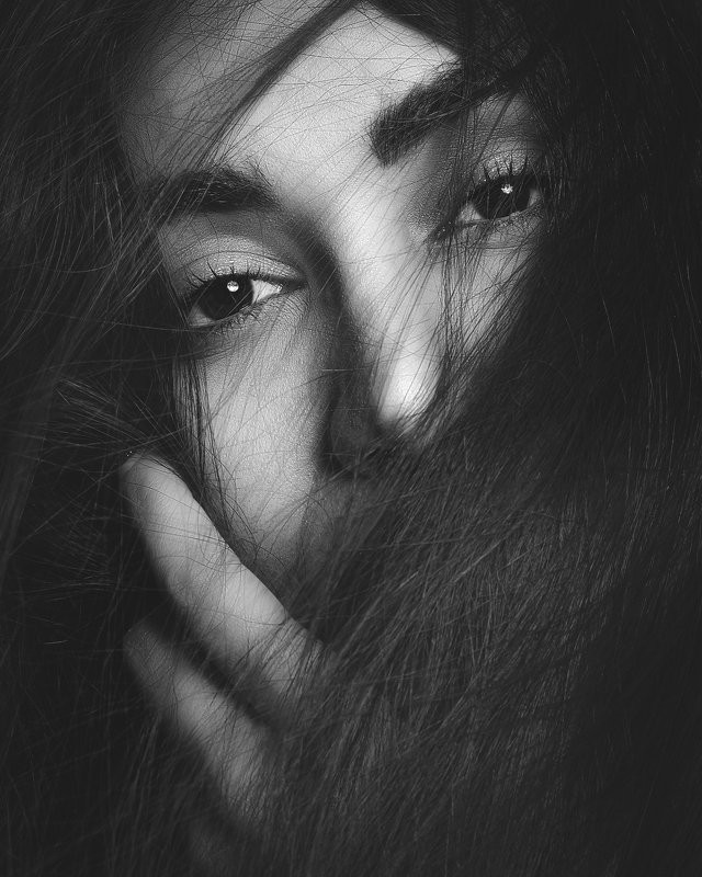 HerEyesphoto preview