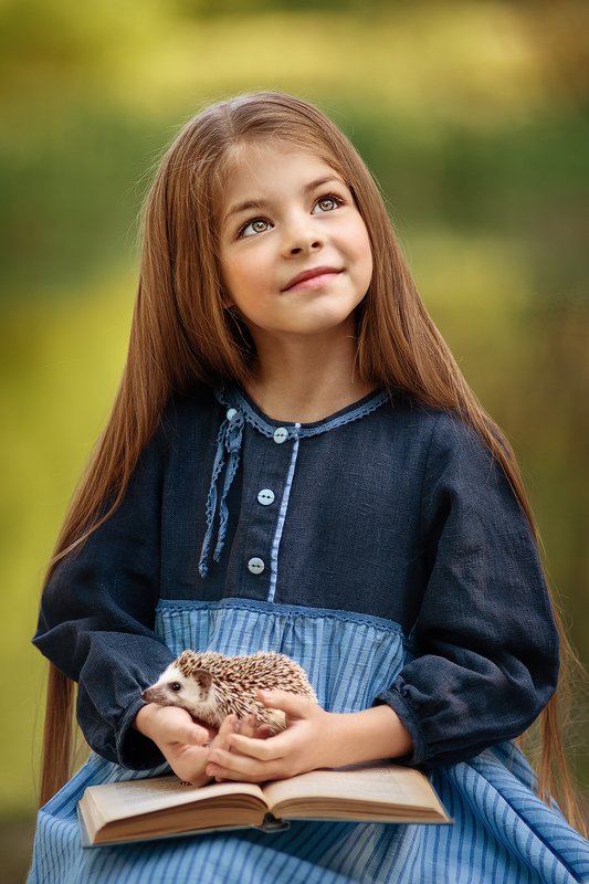 kid, children, childhood, pet, pets, friends, friend, friendship, animal, girl, charming, pretty, дети, девочка, детская фотосессия, детская фотография, children photography, летняя фотосессия, фотосессия с животными, дети модели, дети модели москва Ксенияphoto preview