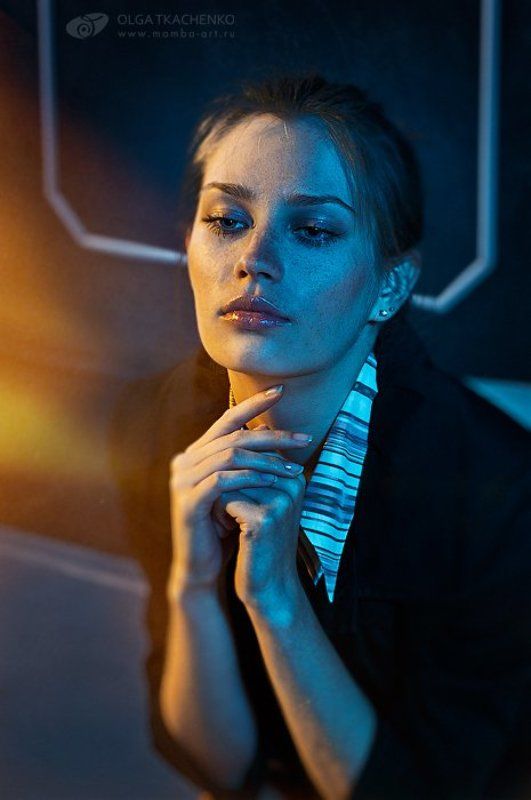 What the women think about?photo preview