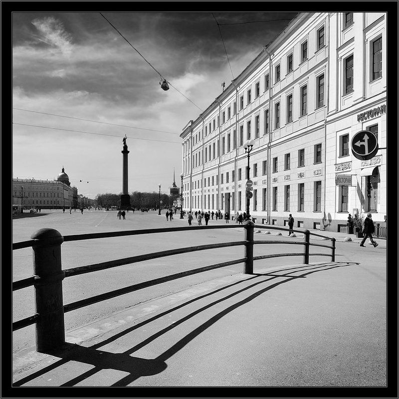 петербург, центр, дворцовая чб, квадрат Учебное пособие по созданию черно-белых городских пейзажей. От сложного к простому. Этюд с Дворцовой.photo preview