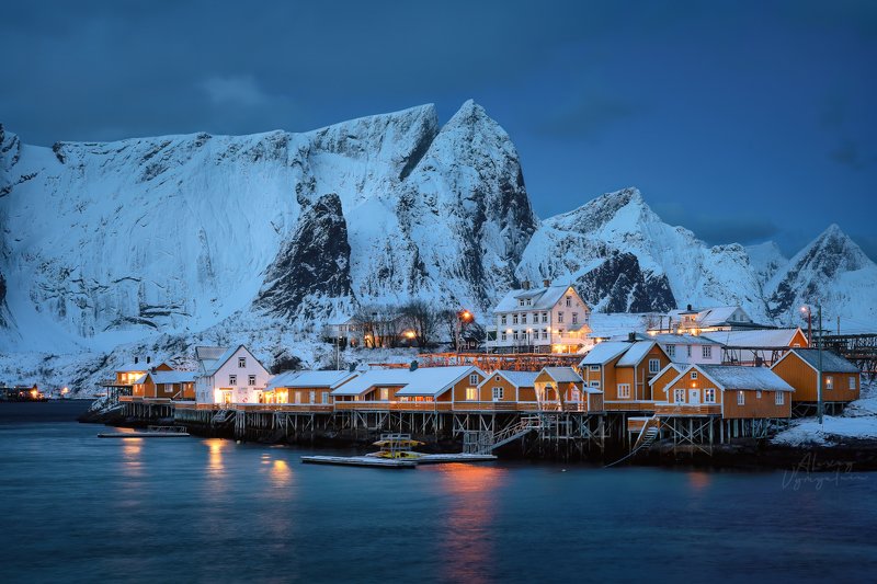 norway, lofoten, island, sakrisoya, sakrisoy, winter, mountain, outdoor, water, houses, village Утренний Сакрисойphoto preview