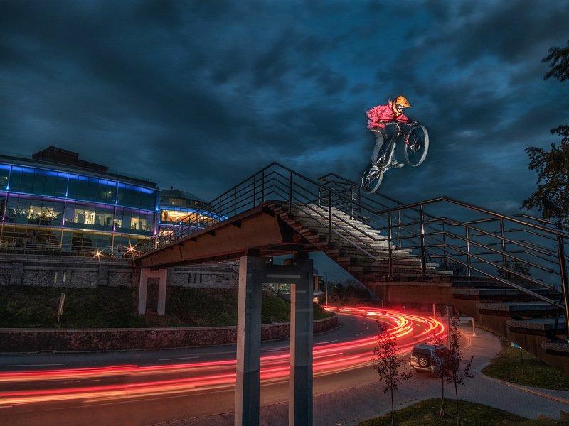 Bicycle  Lifestyles  One Person  Cycling  Outdoors  Full Length  Healthy Lifestyle  Leisure Activity  Extreme Sports  Sport  Motion  Skill  dh  downhill  urban  jumping  freeride  drop  light trail  long exposure  flash  red  blue  rider  ukraine  kyiv  c Street MTB series: night urban DHphoto preview