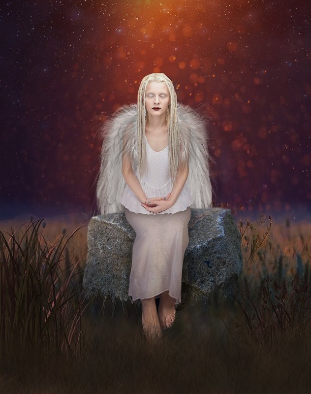 портрет. девушка. ангел. крылья. свет. креатив. Уставший ангелphoto preview