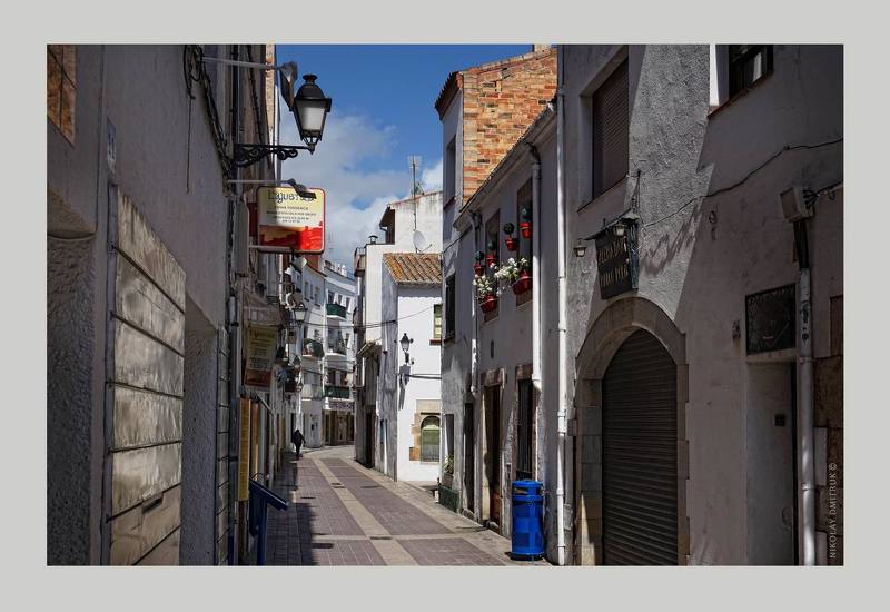 город сиеста. Каталонияphoto preview