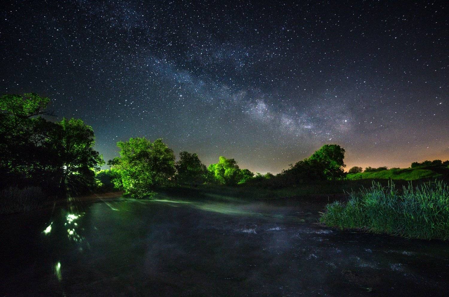 Под покровом звезд. Автор: Сергей Гладков night, star, river, summer, sky, galaxy, milkyway, Russia, Сергей Гладков