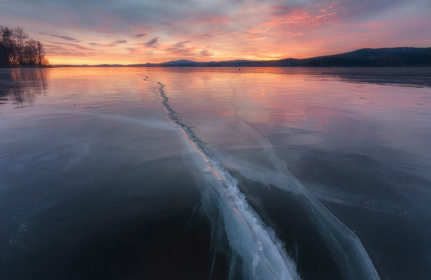 Озеро Сугомак. Автор: Дмитрий Жучков Закат, Лёд, Урал, Озеро, Дмитрий Жучков