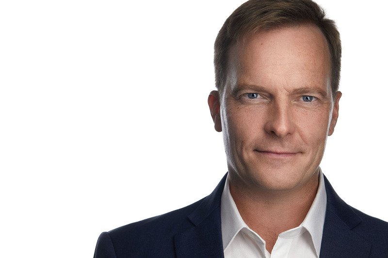 headshot, close-up, portrait, head, studio Jannickphoto preview