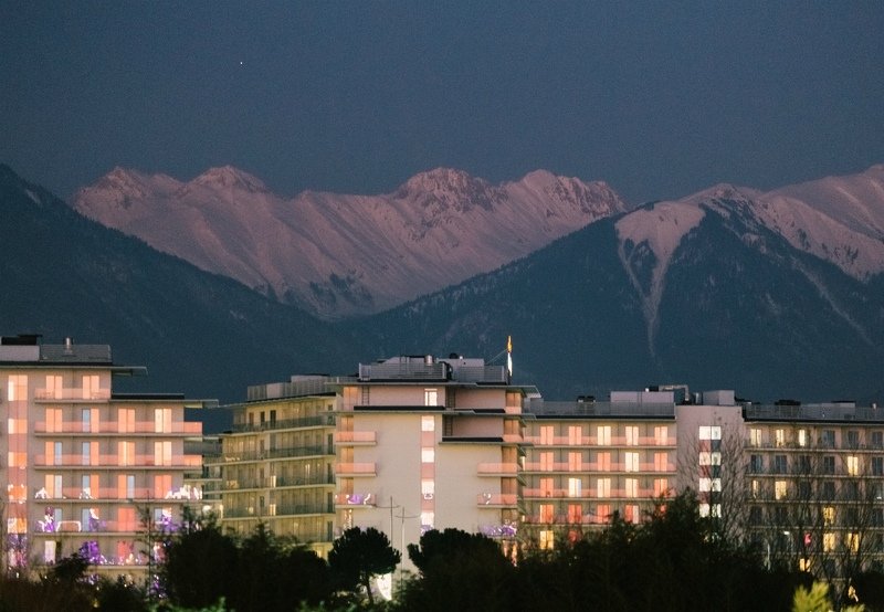 сочи адлер горы дома снег Декорацииphoto preview