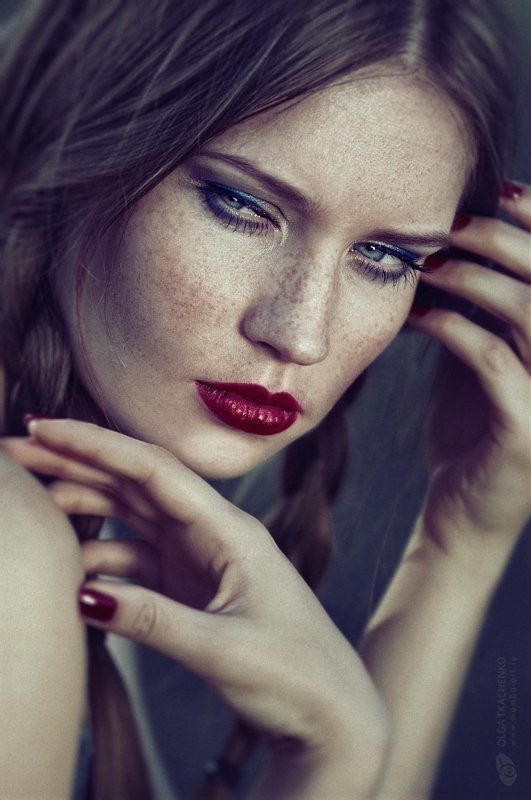 anna,  beauty,  face,  model,  photo,   serious,  solemnity,  women, people,  portrait Solemnityphoto preview