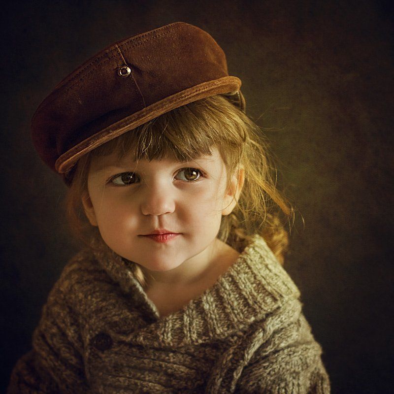 people, portrait, child, children, girl Девочка в кепкеphoto preview
