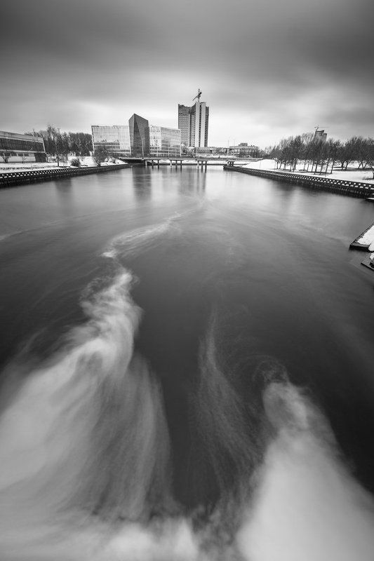Nd400, Беларусь, Вода, Город, Дамба, Здание, Зима, Минск, Мост, Пейзаж, Река, Свилочь, Снег городская суетаphoto preview