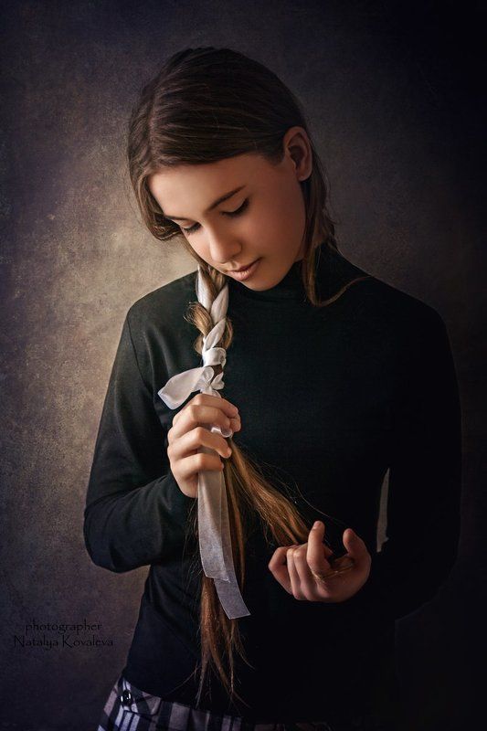 девочка, косичка косичкаphoto preview