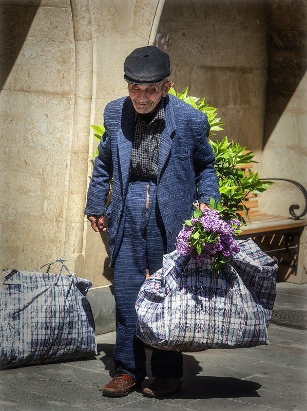 Купите сирень для Вашей любимой!photo preview