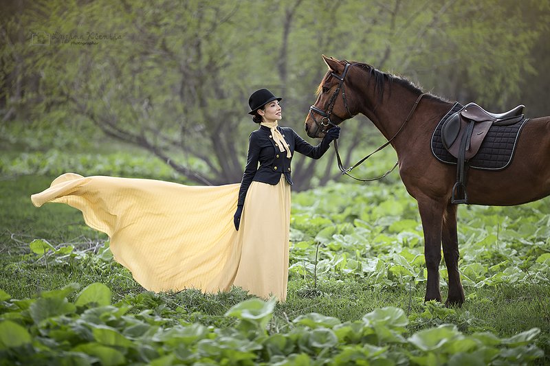 #lady #horse #girl #portrait #riding #retro Horse Ridingphoto preview