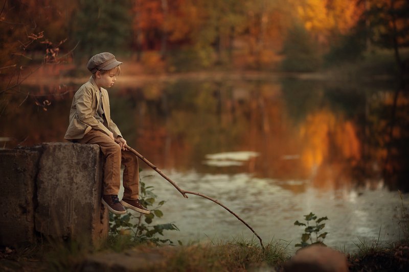 детская фотография, художественная фотография Осень у прудаphoto preview