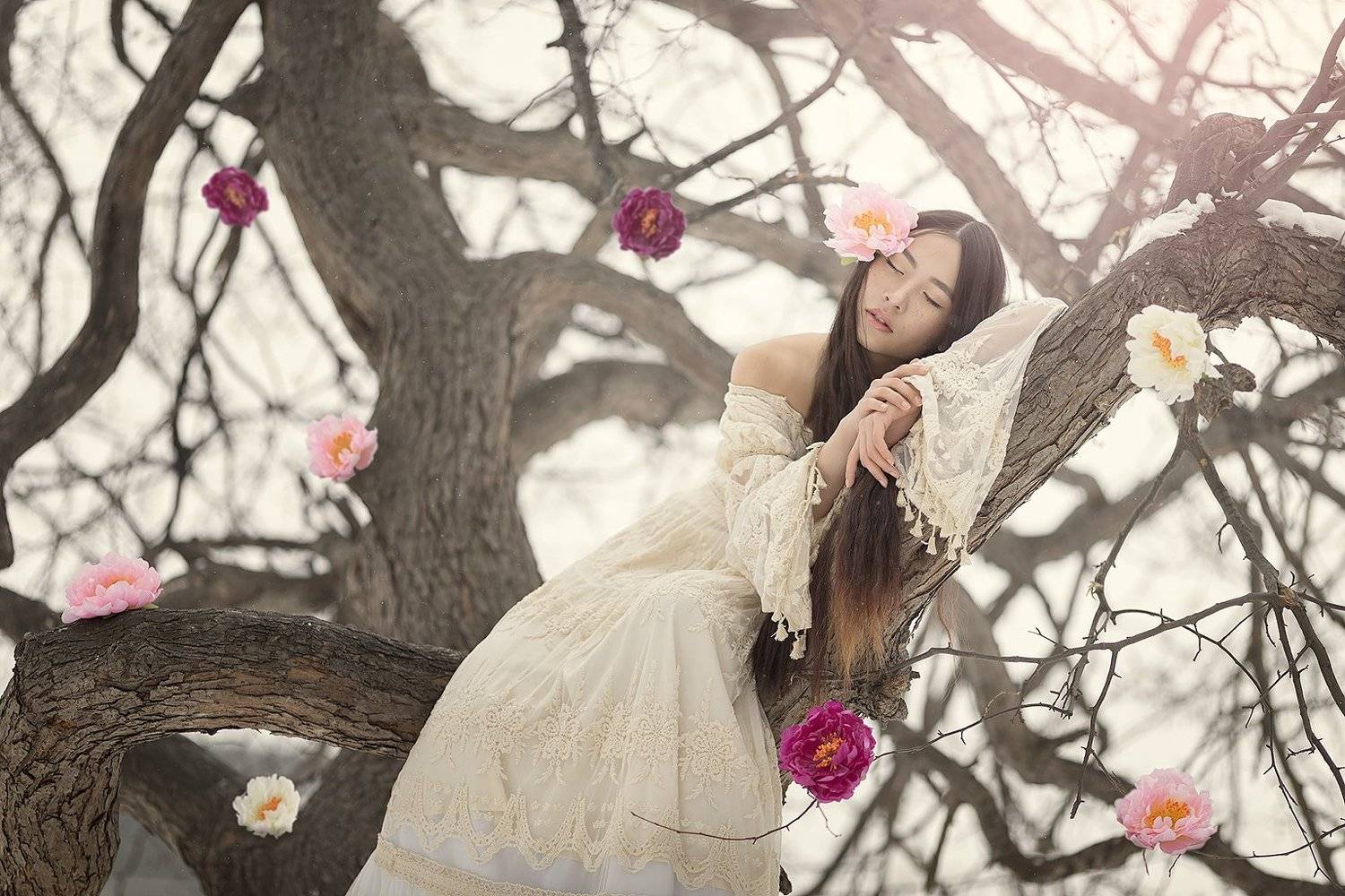 Dream of the fairy of Spring. Автор: Ксения Лыгина #tree #girl #portrait #blossom #flowers #spring #fairy, Ксения Лыгина