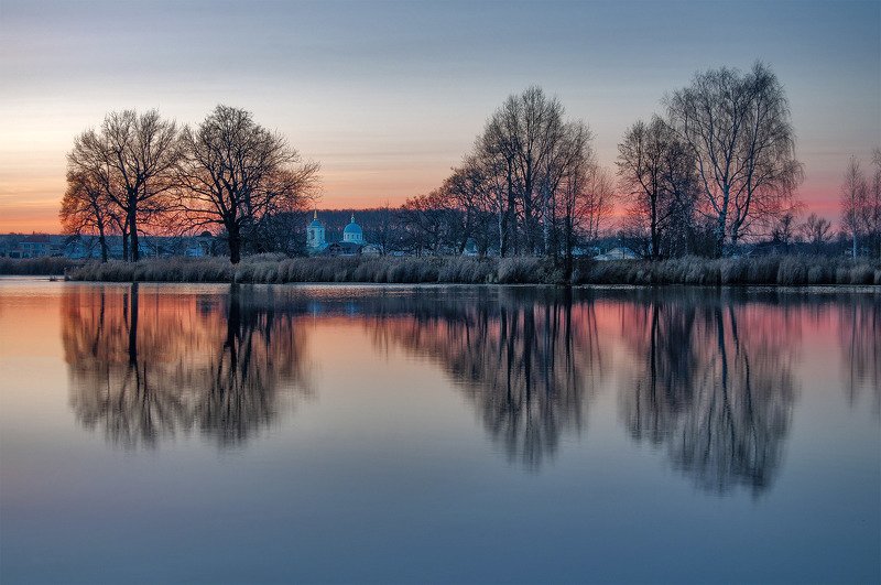 осень, вечер, озеро, храм, монастырь, деревья, вода, река ***photo preview